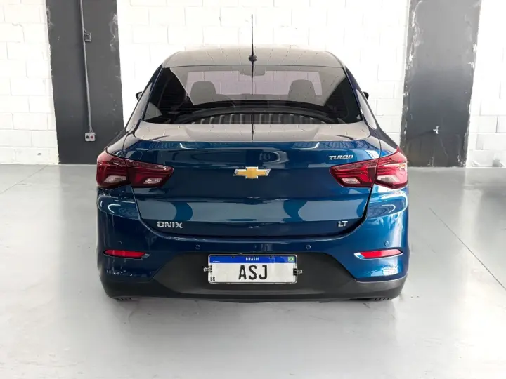 ONIX SEDAN Plus LT 1.0 12V TB Flex Aut.