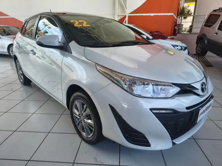Yaris Hatch 1.5 16V 4P FLEX XL PLUS CONNECT MULTIDRIVE AUTOM