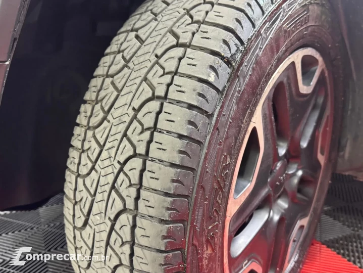 RENEGADE 2.0 16V TURBO TRAILHAWK 4P 4X4 AUTOMÁTICO