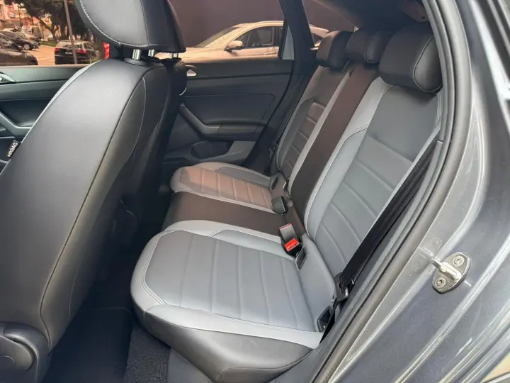 Nivus 1.0 200 Tsi Total Flex Highline Automático