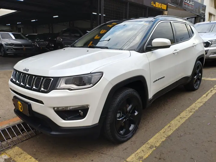 Compass 2.0 16V 4P LONGITUDE FLEX AUTOMÁTICO