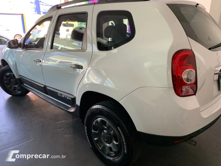 DUSTER 1.6 Expression 4X2 16V