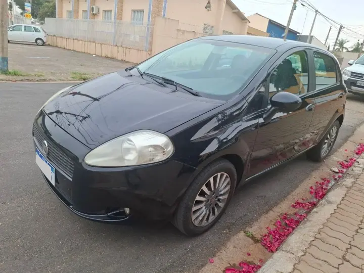 Punto 1.4 Attractive 8V Flex 4P Manual