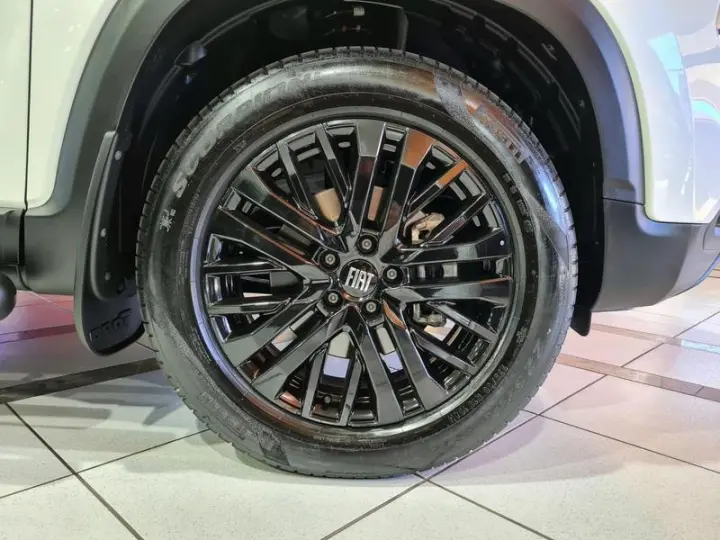 TORO ULTRA 1.3 16V 4X2 TB FLEX AUT.