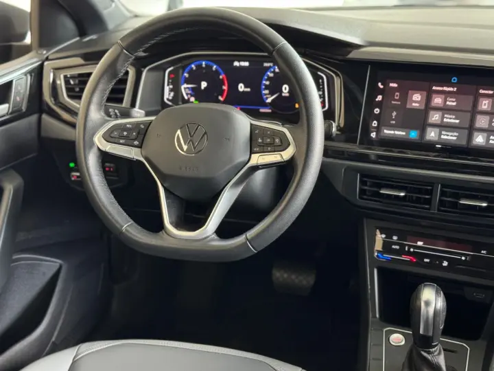 Nivus 1.0 4P FLEX 200 TSI HIGHLINE TURBO AUTOMÁTICO