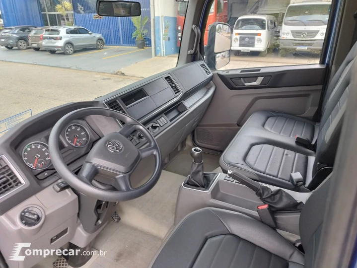 Volkswagen Delivery Express+ 3.0 Prime + Baú 5m