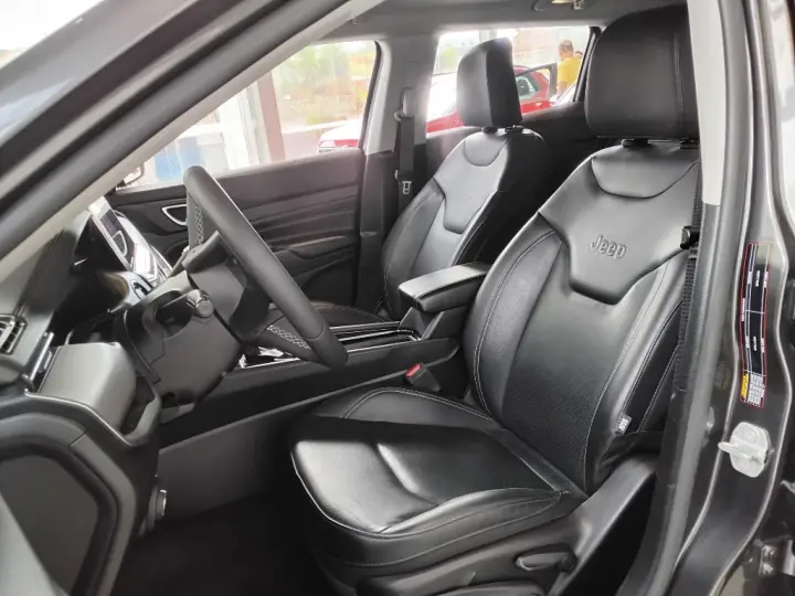 COMPASS 1.3 T270 TURBO FLEX LONGITUDE AT6