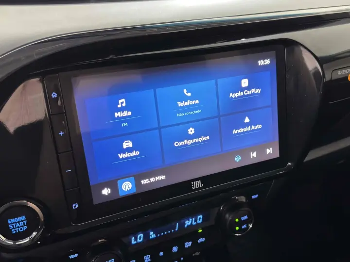 HILUX 2.8 D-4D TURBO DIESEL CD SRX PLUS 4X4 AUTOMÁTICO