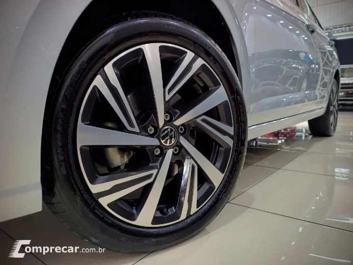 VIRTUS 1.0 200 TSI HIGHLINE AUTOMÁTICO