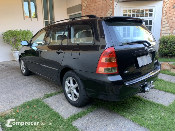 Corolla Fielder SW 1.8 XEi Automatico