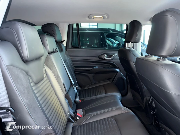 COMMANDER 1.3 T270 Turbo Longitude