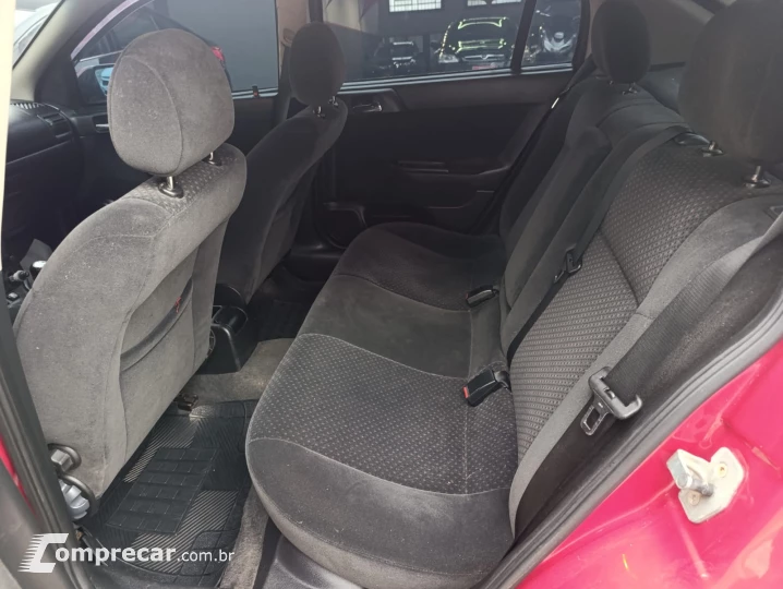 ASTRA 2.0 MPFI Advantage 8V