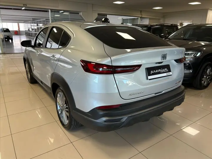 FASTBACK 1.0 TURBO 200 FLEX CVT