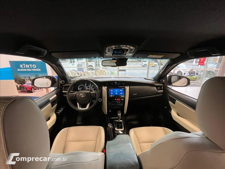 HILUX SW4 2.8 D-4d Turbo Diamond 7L 4X4