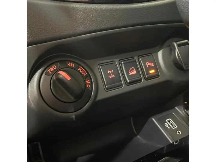 FRONTIER 2.3 16V TURBO DIESEL PRO4X CD 4X4 AUTOMÁTICO