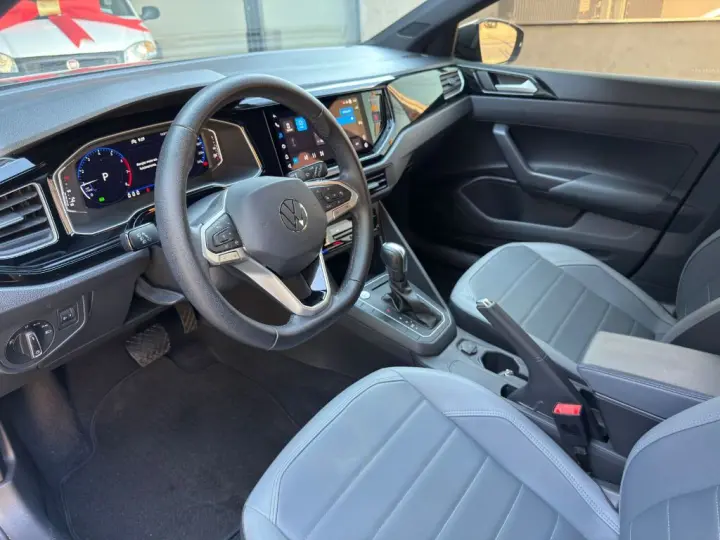 Nivus Highline 1.0 200 TSI Flex Aut.