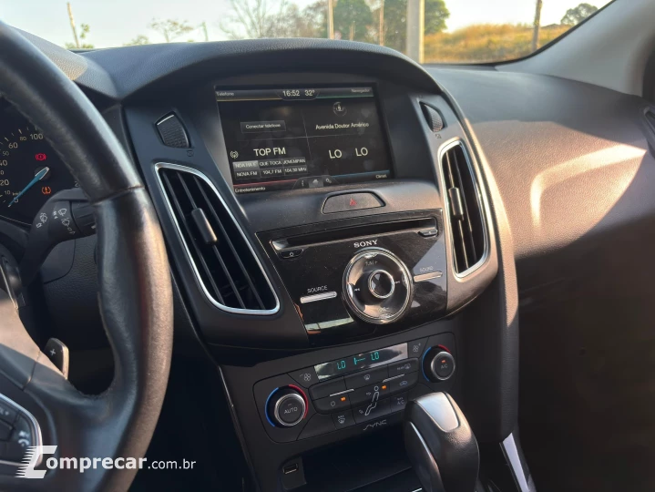 FOCUS 2.0 TITANIUM PLUS FASTBACK 16V FLEX 4P POWERSHIFT