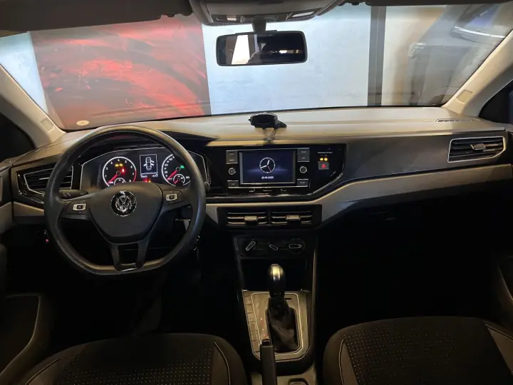 Virtus 1.0 4P 200 TSI FLEX COMFORTLINE AUTOMÁTICO