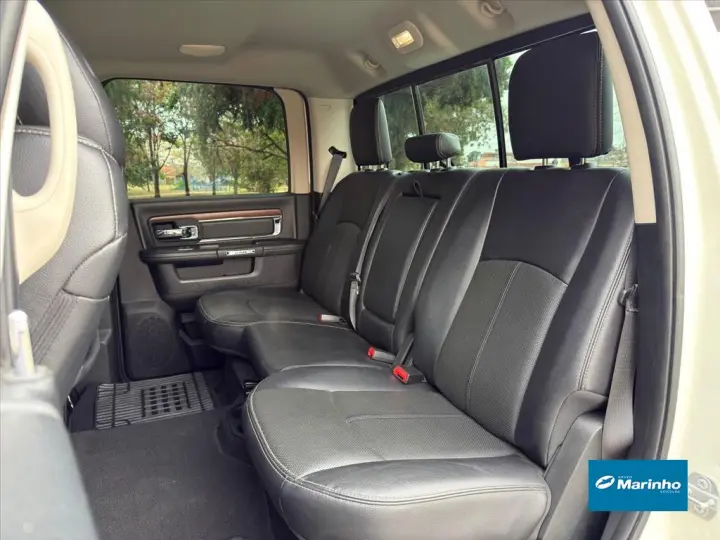 2500 6.7 LARAMIE 4X4 CD I6 TURBO DIESEL 4P AUTOMÁ