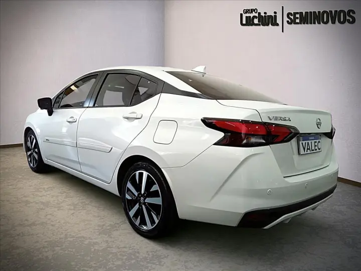VERSA 1.6 16V FLEX EXCLUSIVE XTRONIC
