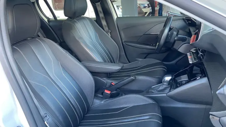 PEUGEOT 208 1.6 GRIFFE 16V