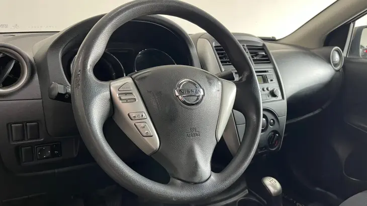 VERSA SV 1.6 16V FlexStart 4p Mec.