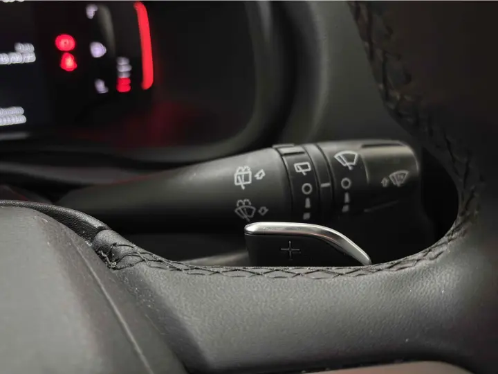 RENEGADE 1.3 T270 TURBO FLEX LONGITUDE AT6