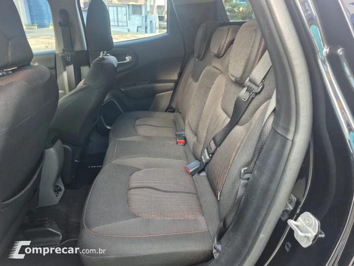 TORO 2.0 16V Turbo Volcano 4WD AT9