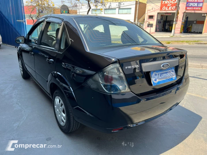FIESTA 1.6 MPI First Sedan 8V