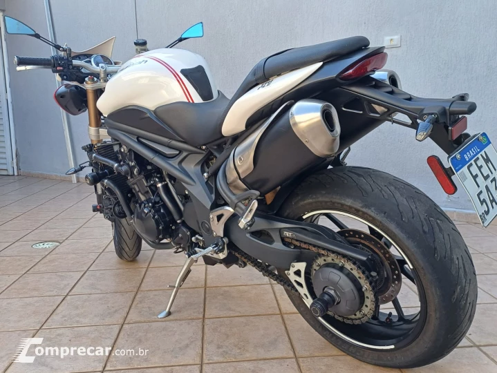 Speed Triple 1050i