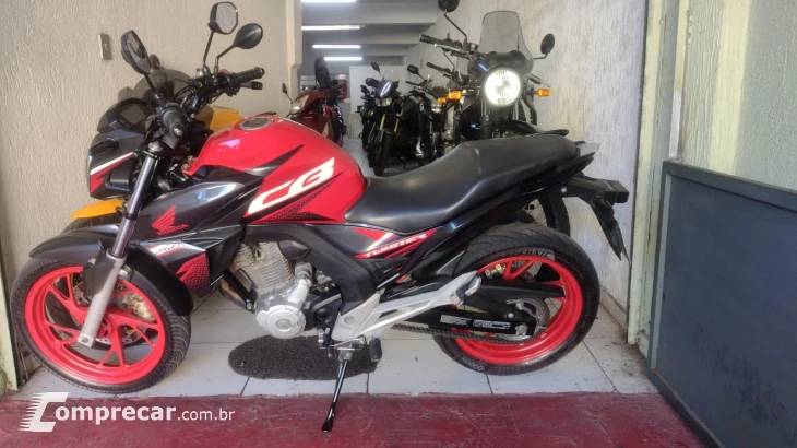 CB 250F Twister CBS Flexione