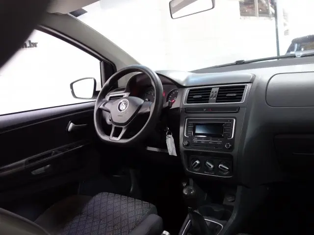 FOX - 1.0 MPI TRENDLINE 12V 4P MANUAL