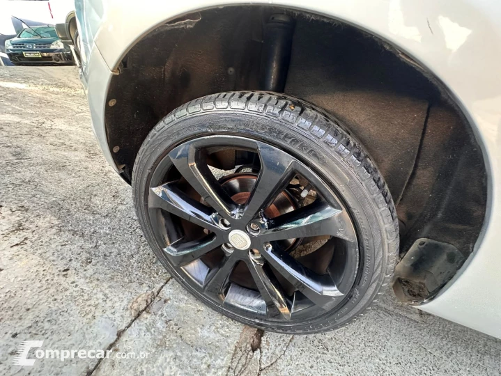 BRAVO 1.8 Essence 16V