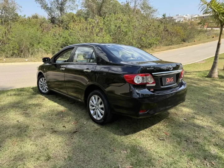 COROLLA 2.0 ALTIS 16V FLEX 4P AUTOMÁTICO