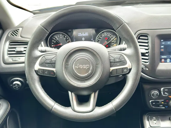 COMPASS 2.0 16V FLEX SPORT AUTOMÁTICO