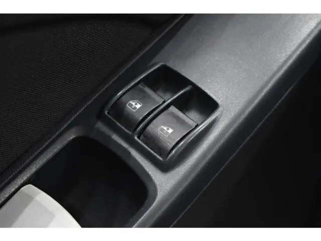 IDEA - 1.4 MPI ATTRACTIVE 8V 4P MANUAL