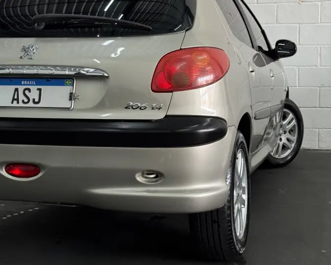 206 Presence 1.4/ 1.4 Flex 8V 5p