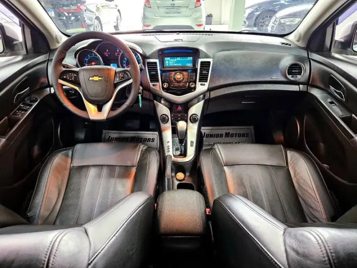 CRUZE 1.8 LT SPORT6 16V FLEX 4P AUTOMÁTICO