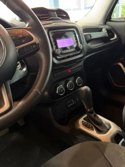 RENEGADE 1.8 16V Sport