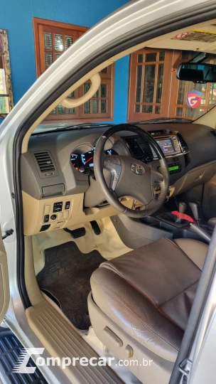 HILUX SW4 3.0 SRV 4X4 7 Lugares 16V Turbo Intercooler