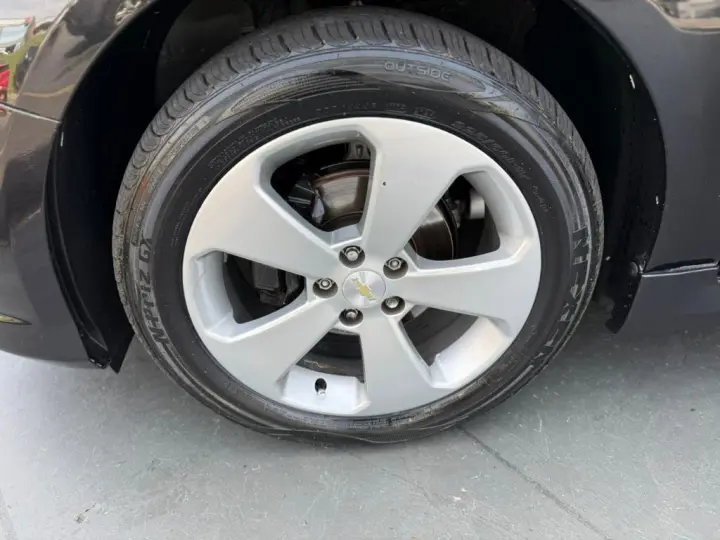 CRUZE HB Sport LT 1.8 16V FlexP. 5p Mec