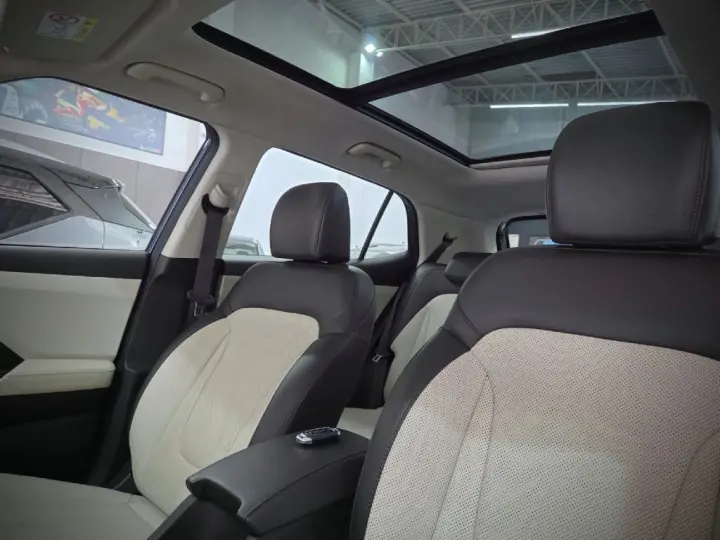 CRETA 2.0 FLEX ULTIMATE AUTOMÁTICO