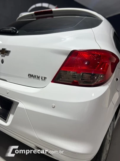 ONIX HATCH LT 1.0 8V FlexPower 5p Mec.