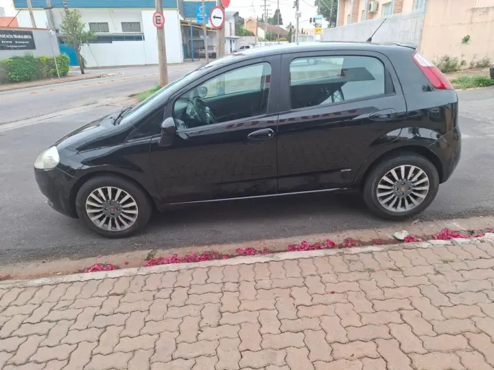 Punto 1.4 Attractive 8V Flex 4P Manual