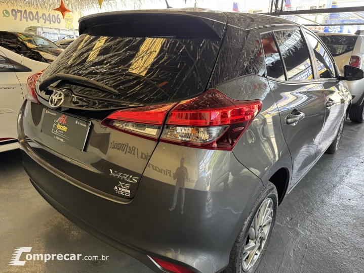 YARIS 1.5 16V XS Connect