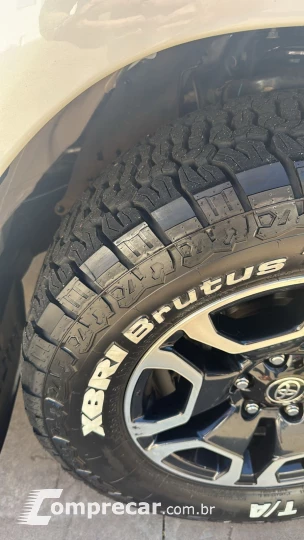 HILUX 2.8 D-4d Turbo CD SRX 4X4