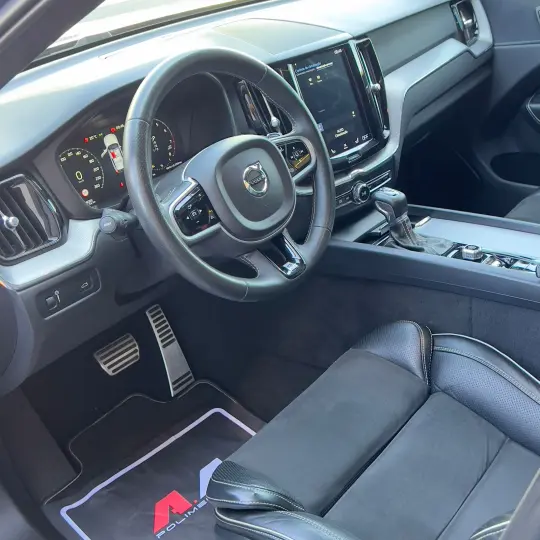 XC 60 T-5 R-DESIGN 2.0 AWD 5p