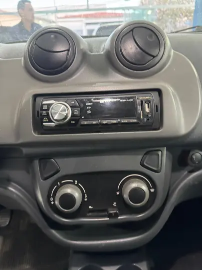 UNO 1.0 EVO Vivace 8V