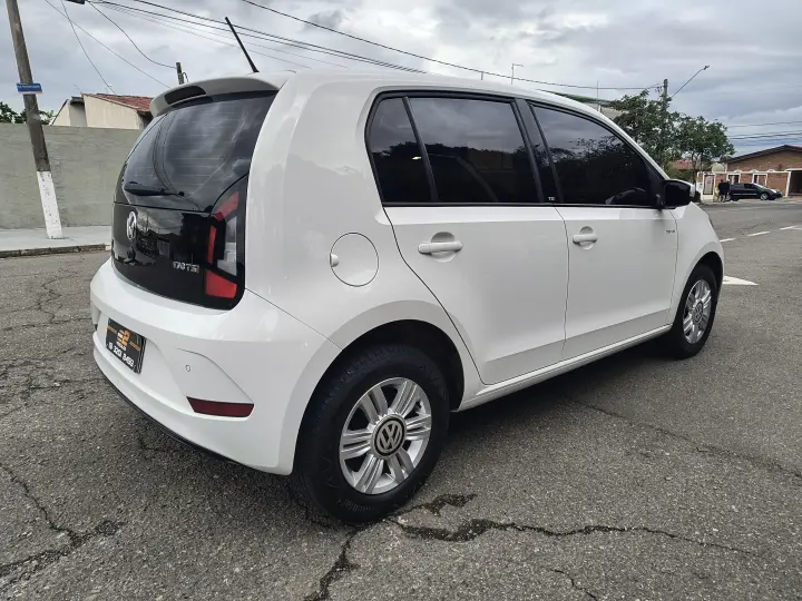 UP 1.0 TSI Move UP 12V