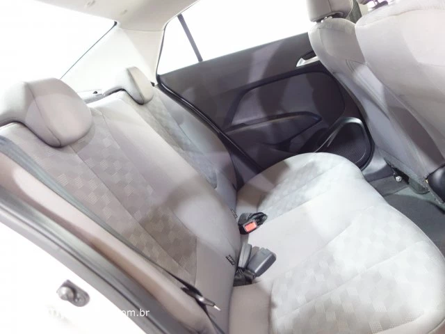 HB20S - 1.6 COMFORT PLUS 16V 4P MANUAL